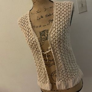 Boho Hand-knitted Vest Creme/Apricot Tie Front